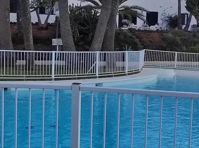 Playa Centro 8 招待所 科拉雷侯